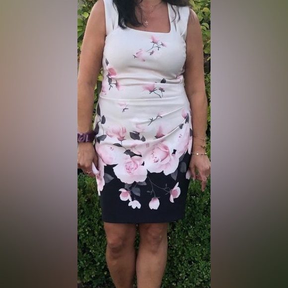 Suzy Sheri Ladies dress size large - Picture 2 of 3